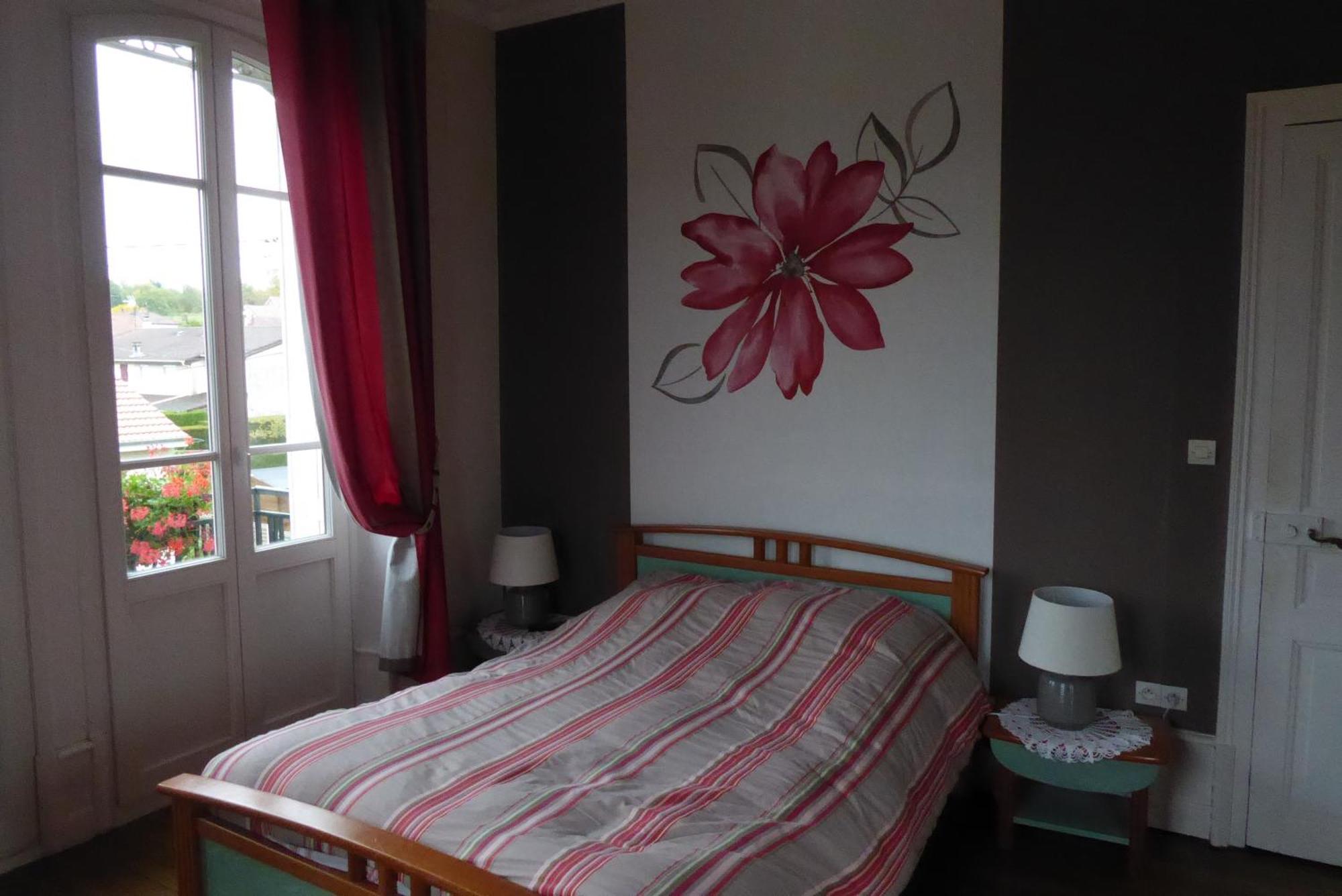 La Dragee Hote, Chambres Chez L'Habitant Verdun-sur-Meuse Стая снимка